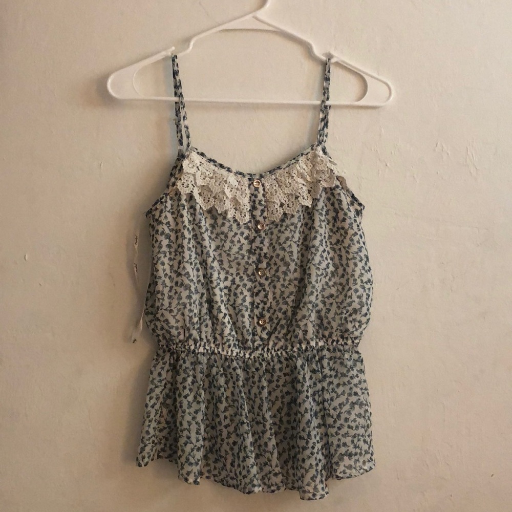 Flowy Top